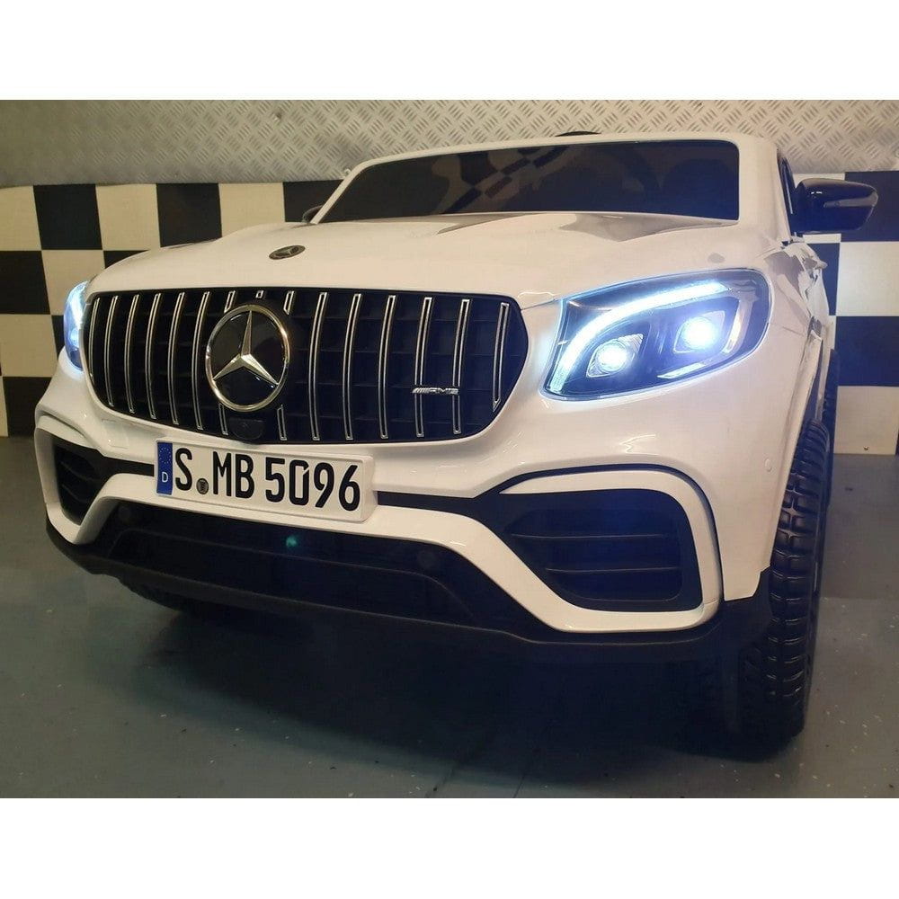 Cars4Kids Elbil Mercedes GLC 63 AMG Vit / För 2 personer SKU CAK-C4K608 WIT EAN