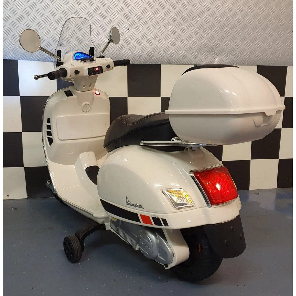 Car4Kids Elmoped Vespa GTS SKU EAN