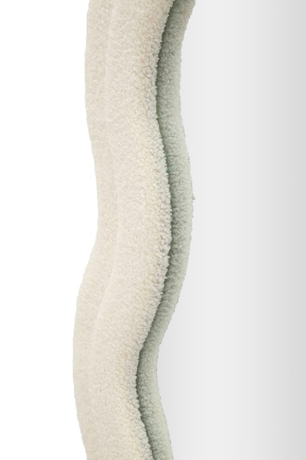 Mauro Ferretti Teddy väggspegel i bouclé 60 × 160 cm - kräm