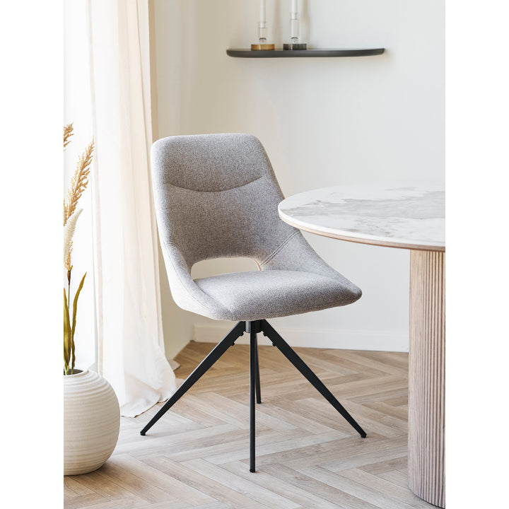 Dokka matstol med snurrfunktion från House Nordic