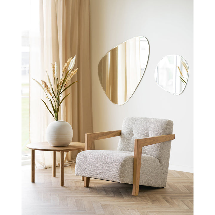 House Nordic Caracas loungestol beige med armstöd