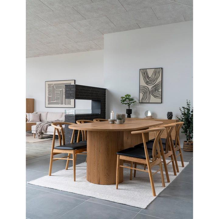 House Nordic Artenara matstol med naturfärgad ram och svart sits