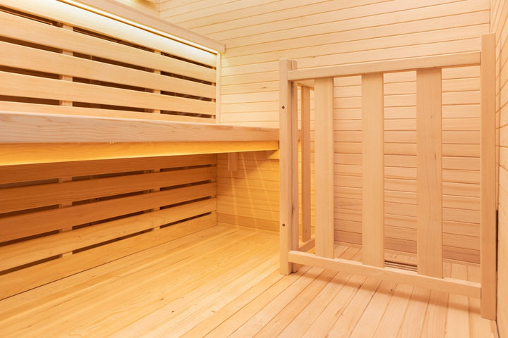Sauna Sense hörnbastu 3 personer – komplett paket 4,5 kW
