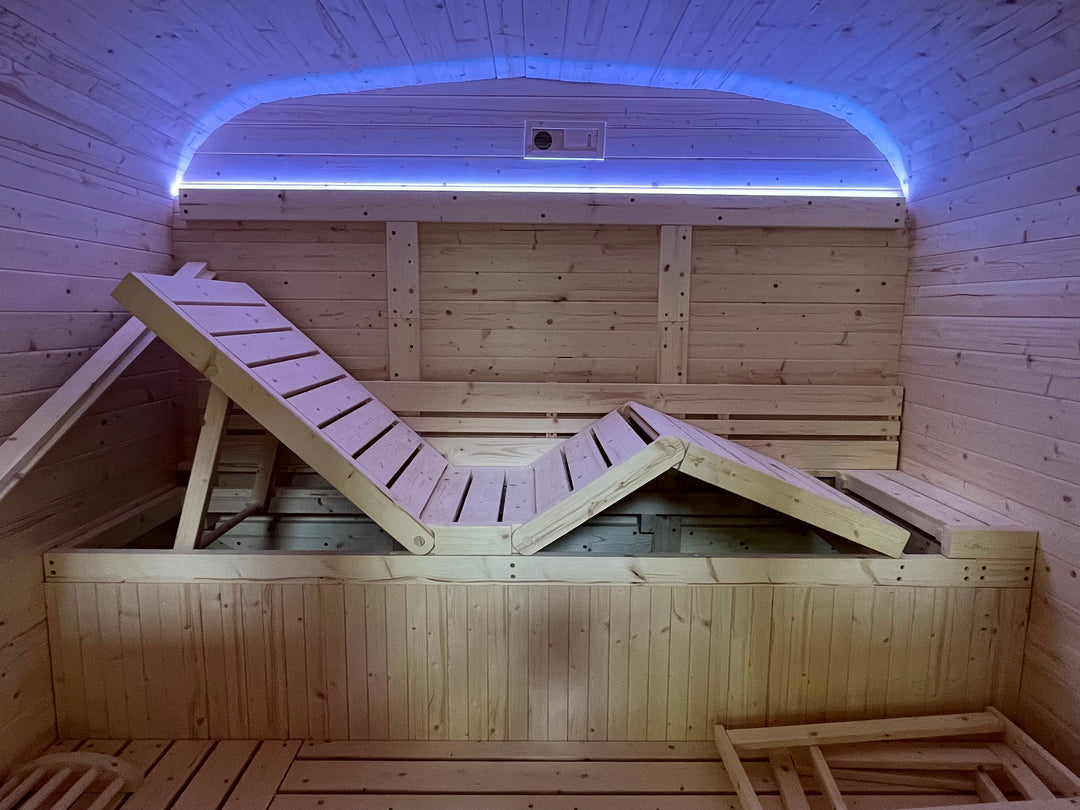 Holl’s Gaïa Nova 6-Person Outdoor Sauna – Canadian Spruce with LED Chromotherapy