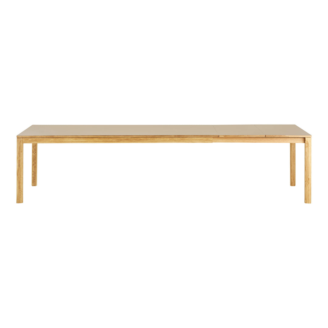 House Nordic Bowen förlängningsbart matbord – natur och mörk sand