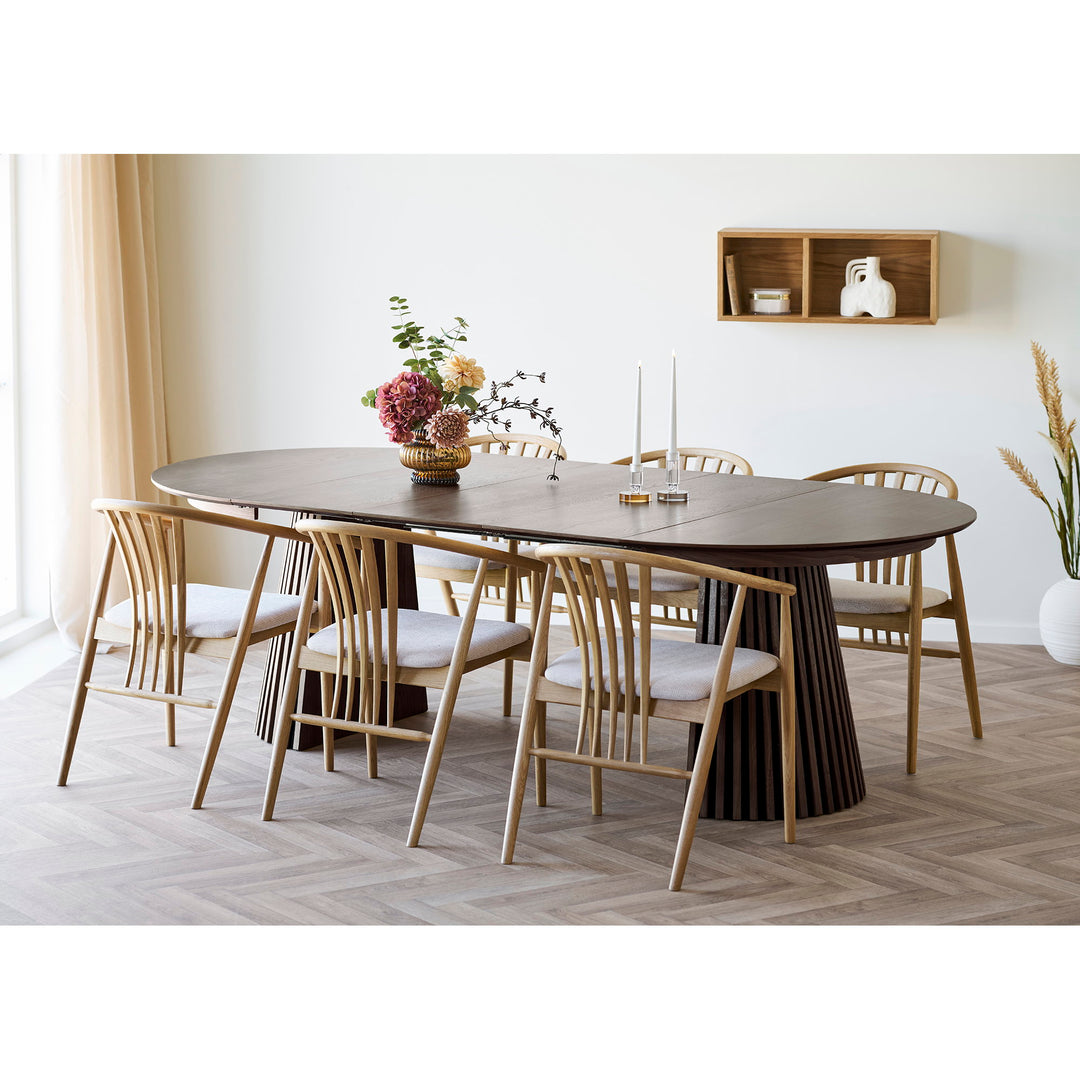 House Nordic Osaka utdragbart matbord Ø120–240 cm – rökfärgat