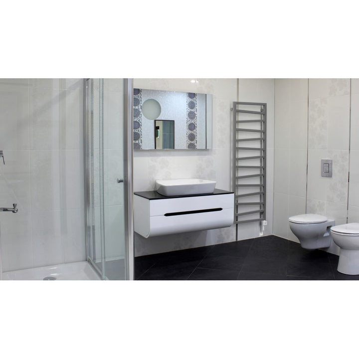 Duschbyggarna Towel Rail Zigzag Water-heated