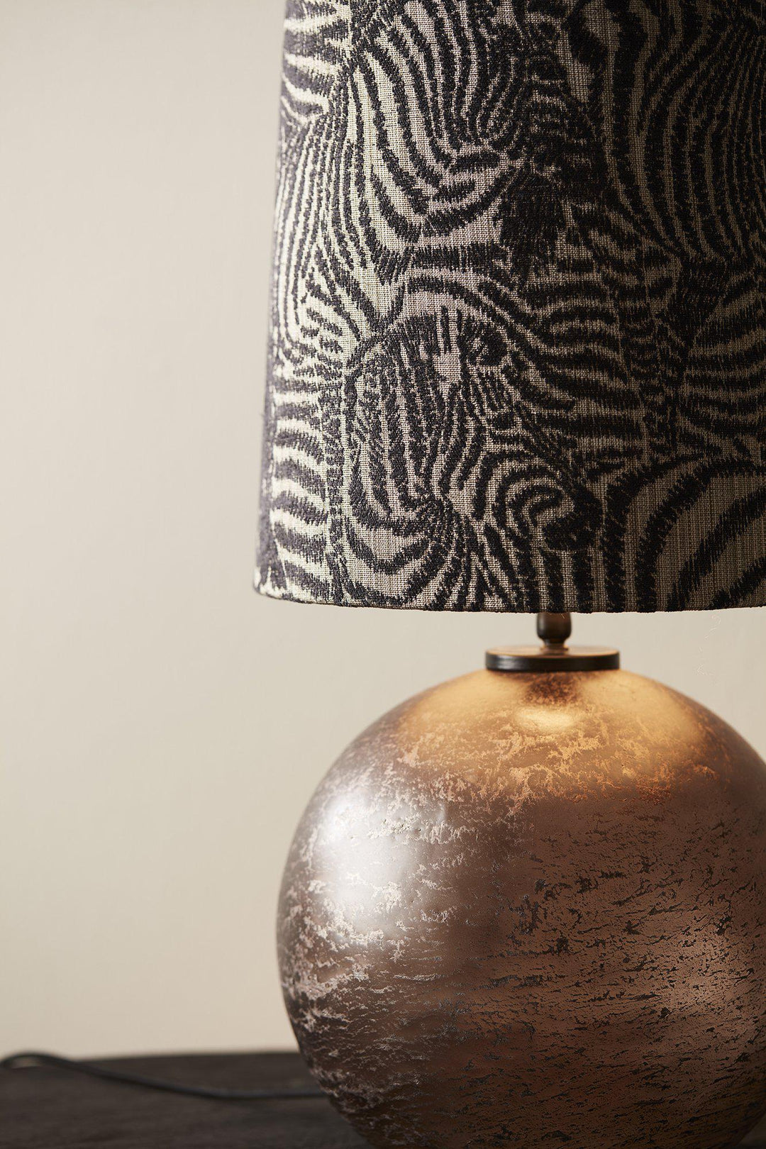 PR Home Jonna Lamp Base