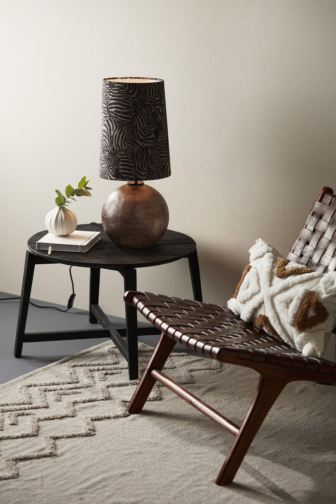 PR Home Jonna Lamp Base