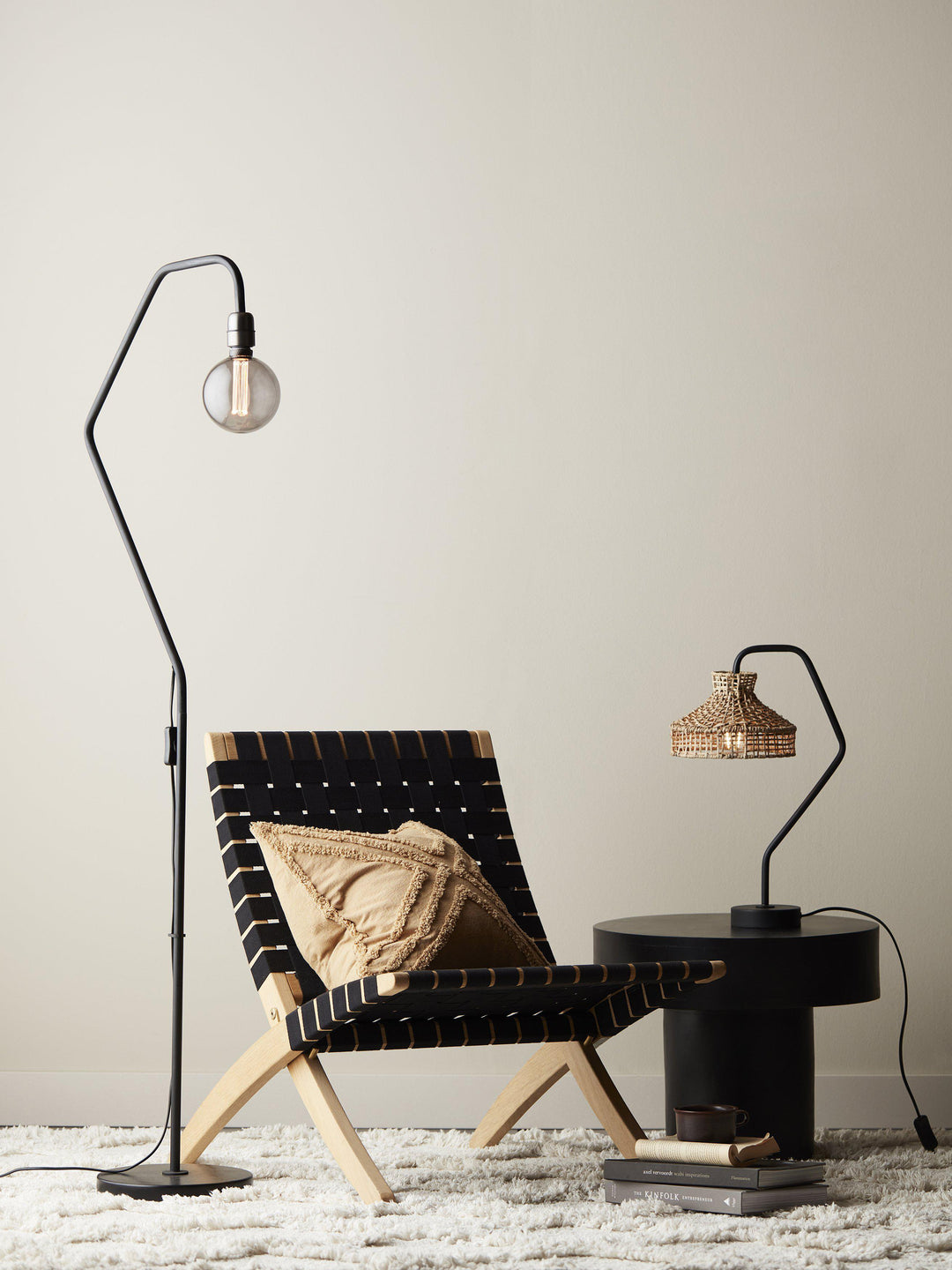 PR Home Loft Table Lamp