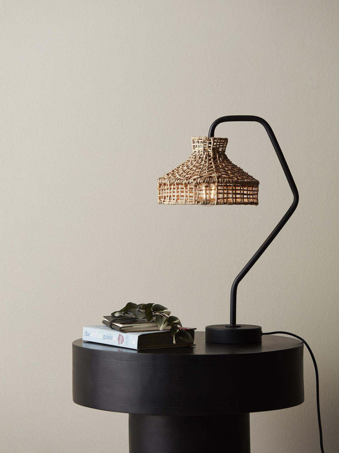 PR Home Loft Table Lamp