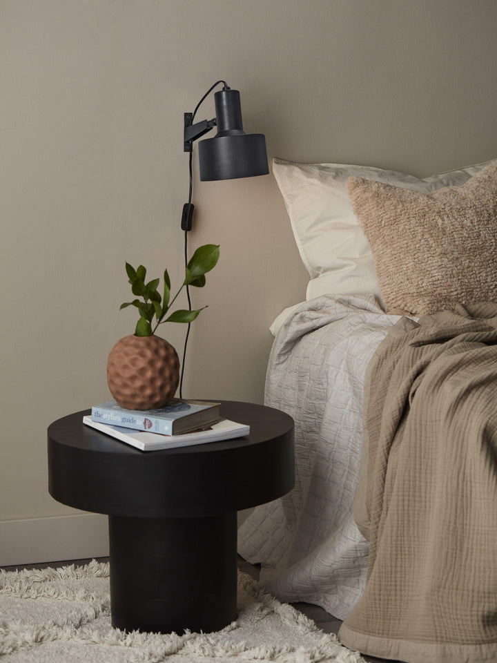 PR Home Solo Wall Lamp