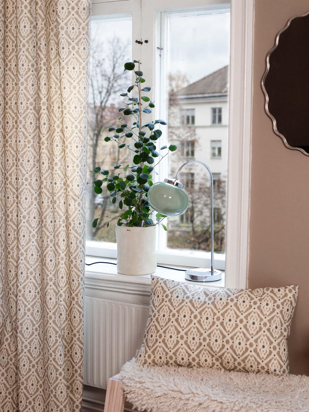 PR Home Elsy bordslampa