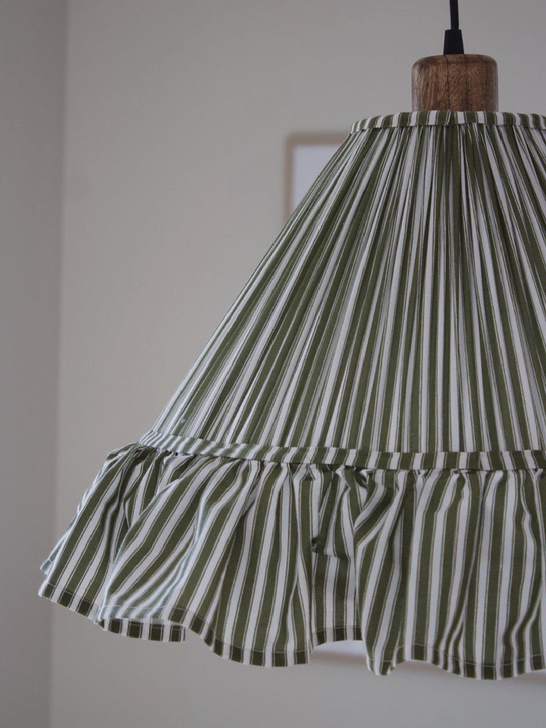 PR Home Estrid Ceiling Lamp