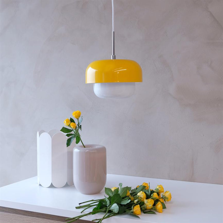 Dyberg Larsen Haipot Yuzu gul taklampa – miljöbild