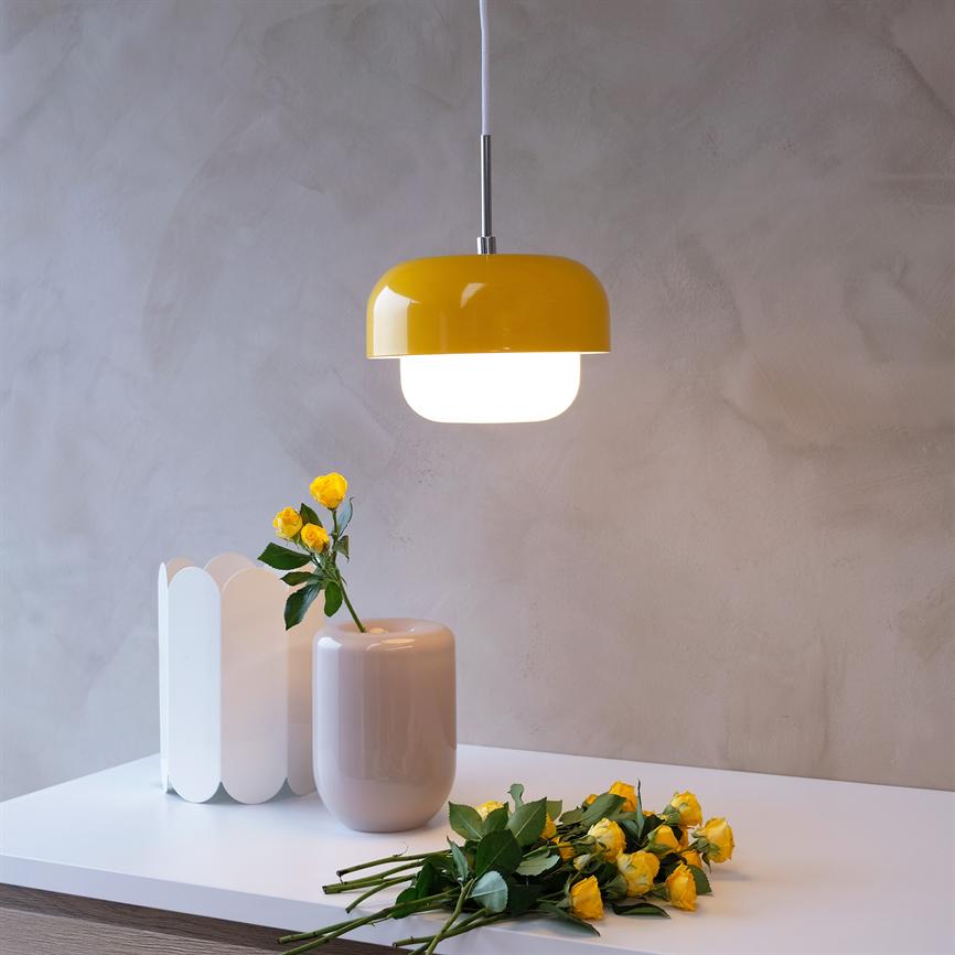 Dyberg Larsen Haipot Yuzu gul taklampa i miljö