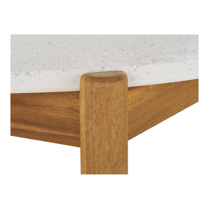 House Nordic Terracina runt matbord i akacia och terrazzo