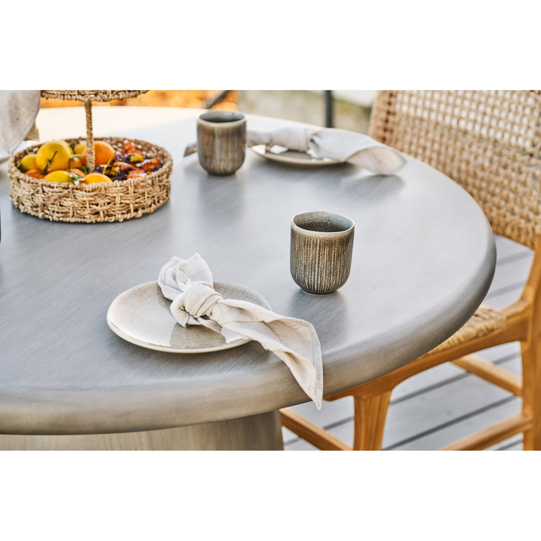 House Nordic Bonnet runt matbord Ø120 cm – grå