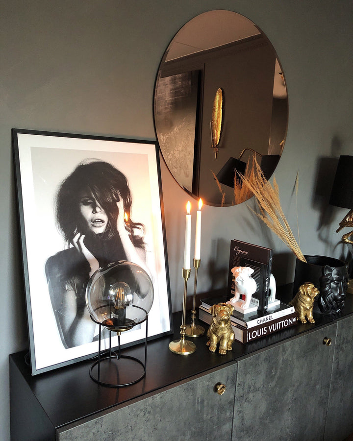 Dyberg Larsen Moon bordslampa Smoke – produktvy