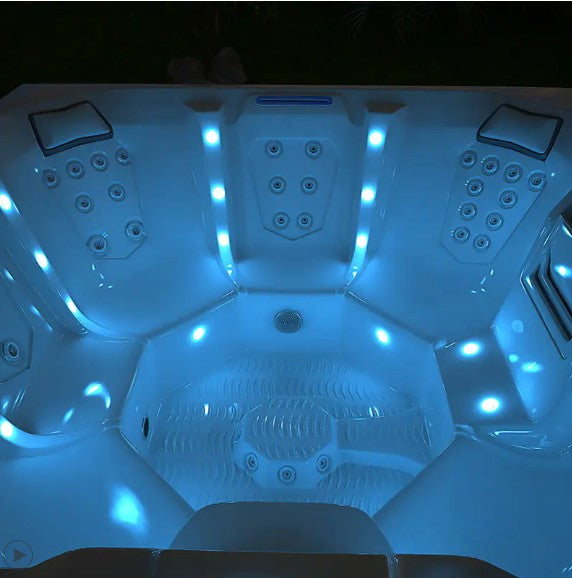 Hot tub Reykjavik