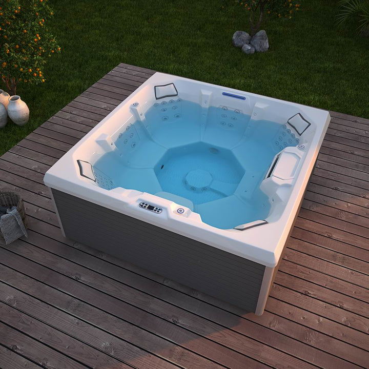Hot tub Reykjavik