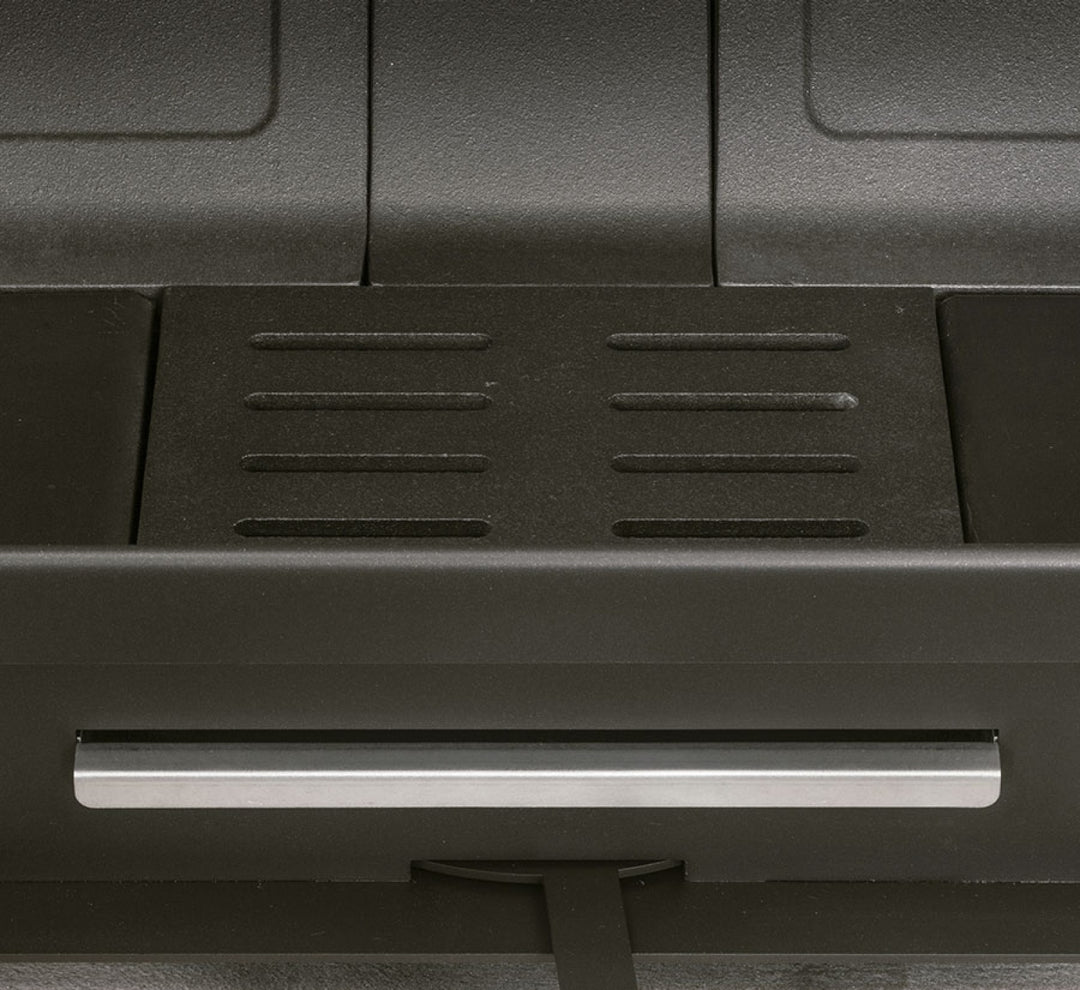 Detalj av Lacunza Adour 700 kamininsats