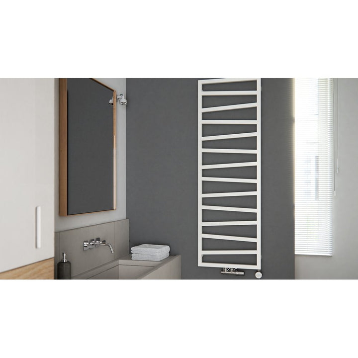 Duschbyggarna Towel Rail Zigzag Water-heated
