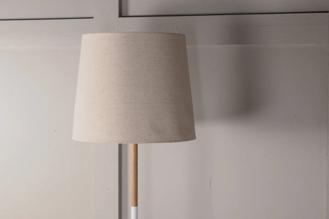 Venture Home Golvlampa Hattman
