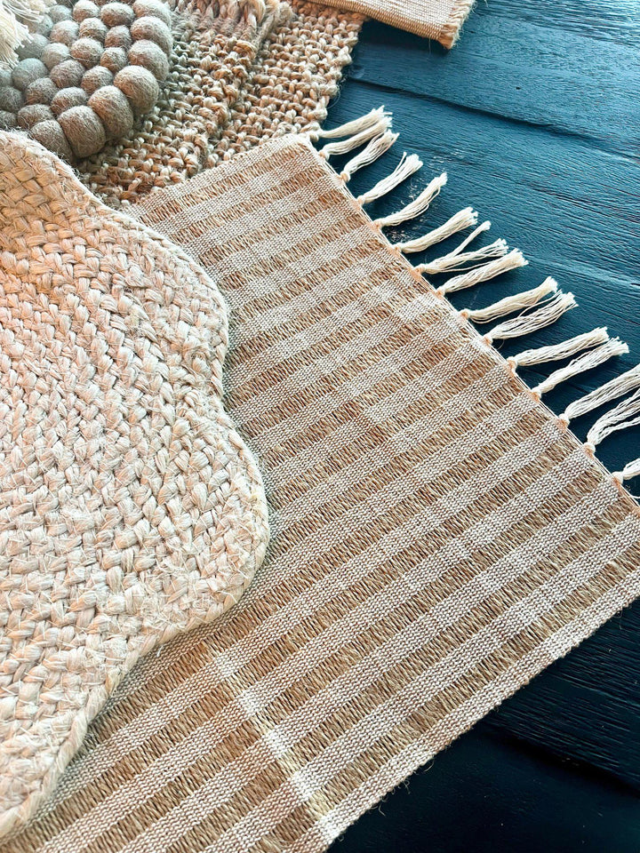 Svanefors Adam bordstabletter Offwhite 33×45 cm 4-pack i miljö