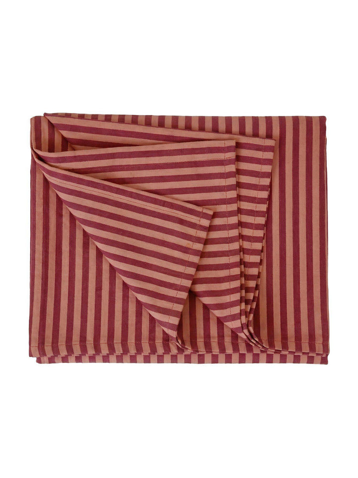 Svanefors Tuva bordsduk Vinröd 145×250 cm – detalj