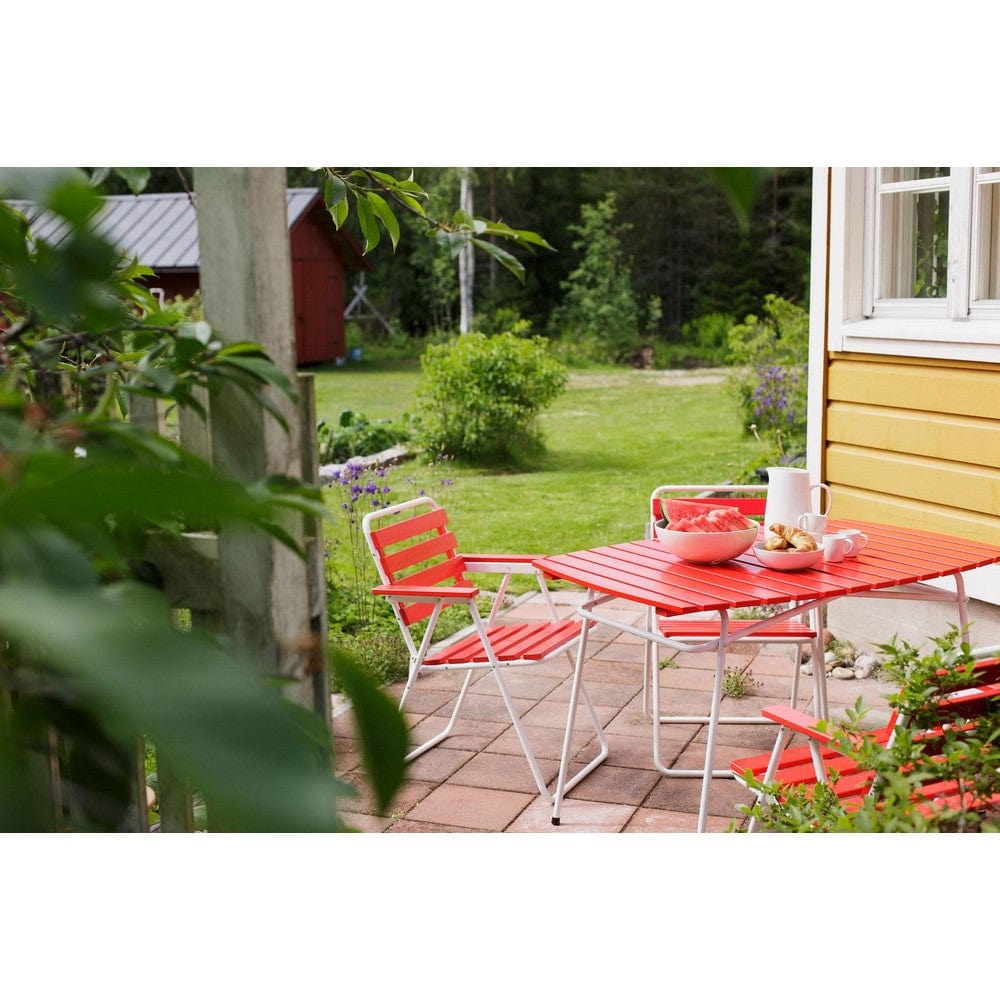 Varax Trädgårsbord Retro 403 Vit/Röd SKU VAR-4403-1000 EAN 6417624500689