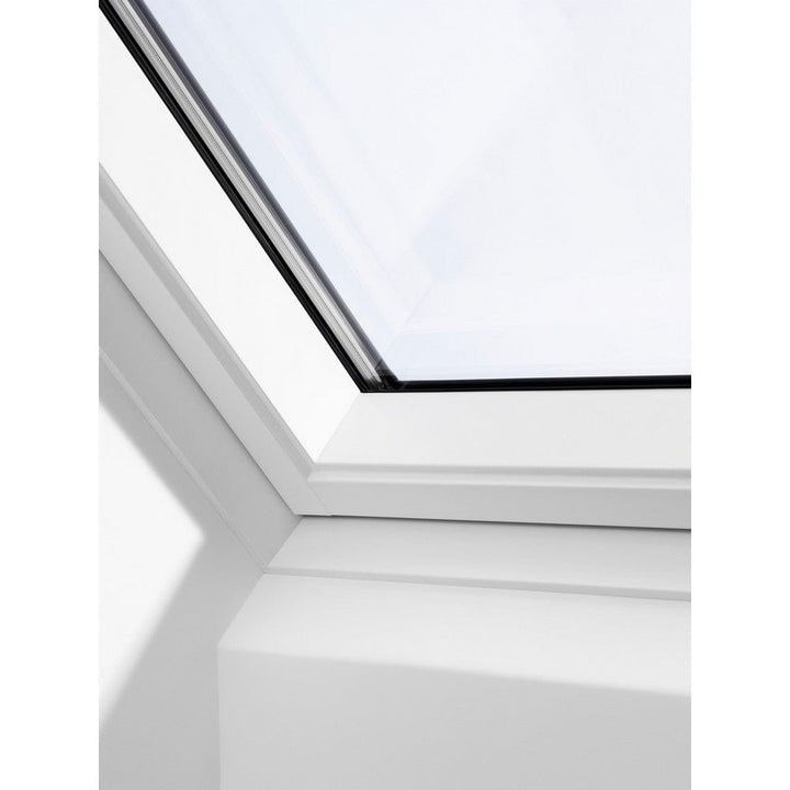 Velux Takfönster Pivåhängd Vitmålad Furu Integra Solar SKU EAN