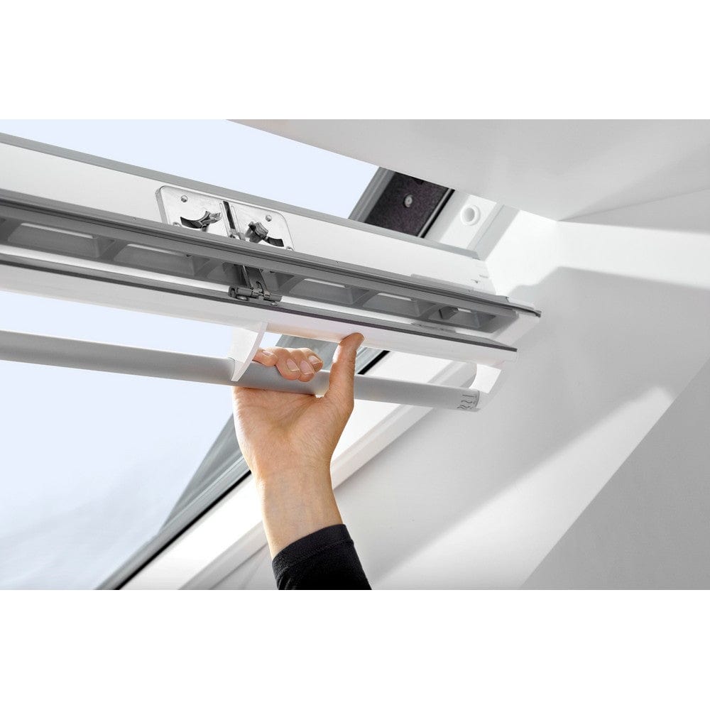 Velux Takfönster Pivåhängd Vitmålad Furu SKU EAN