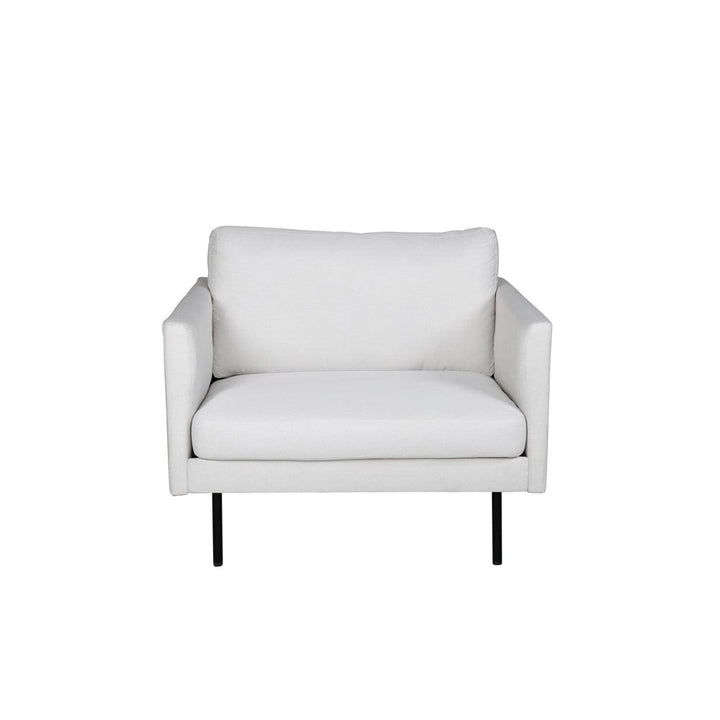 Venture Home Zoom ljusbeige polyesterfåtölj med svarta metallben, framifrån